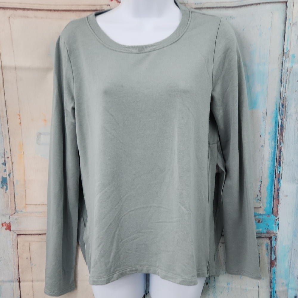 Beyond Yoga Sage Green Side Slit Sweatshirt‎